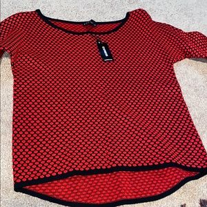 NEW EXPRESS SWEATER W/POLKA DOTS.
